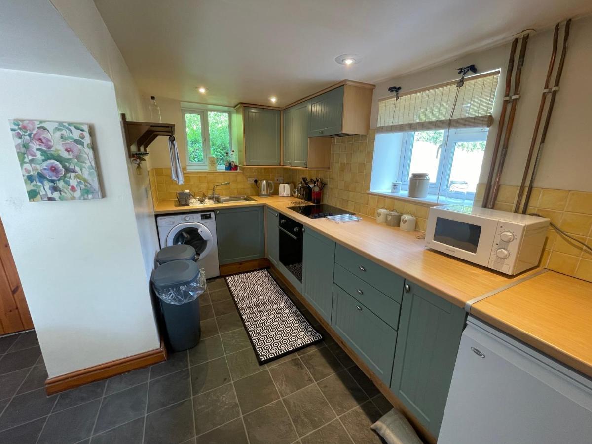 Yew Tree Cottage เฮย์-ออน-วาย ภายนอก รูปภาพ